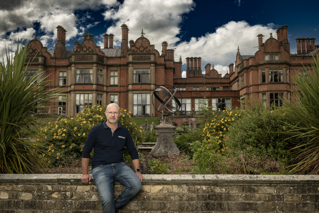 Darren Dowes in front of Welcombe Hotel